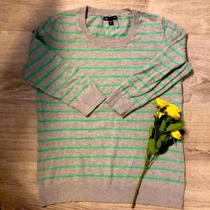Gap gray and green sweater